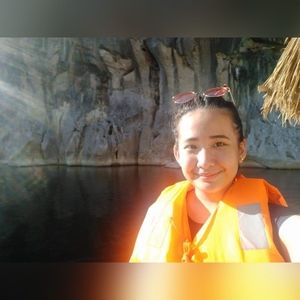 Meet your Posher, Maria